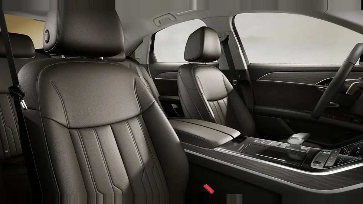 Audi A8 50 TDI 210kW (286CV) Quattro Tiptronic en renting a Barcelona — Interior