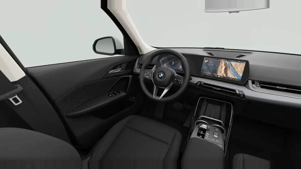 BMW X1 sDrive20d en renting a Barcelona — vista 8