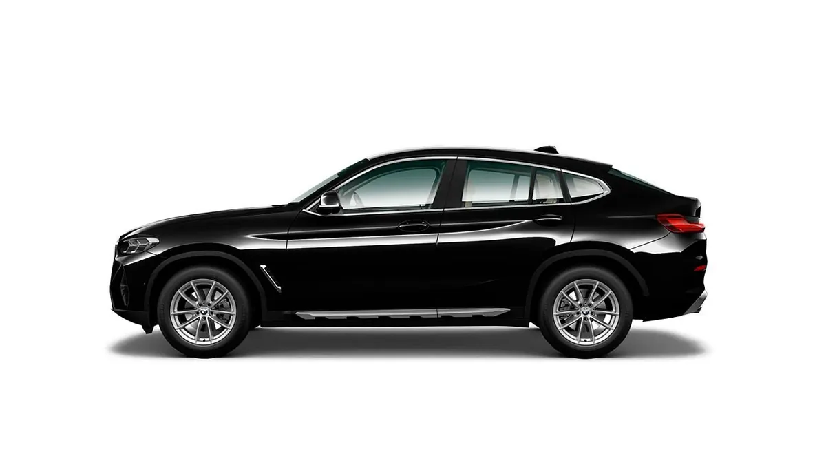 BMW X4 xDrive20d xLine en renting a Barcelona — Interior