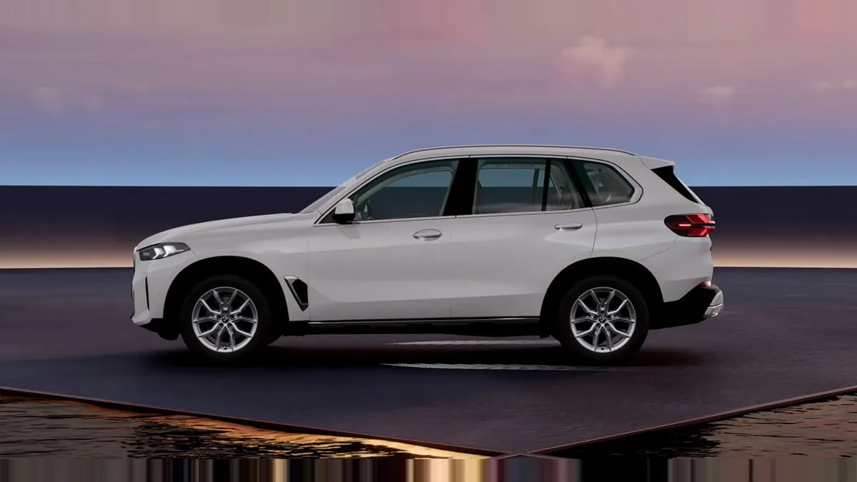 BMW X5 xDrive30d xLine en renting a Barcelona — vista 6