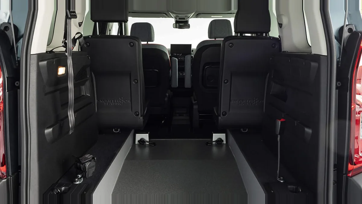 Citroën Berlingo Talla M BlueHDi 100 YOU L1 N1 Adaptado en renting a Barcelona — Davant