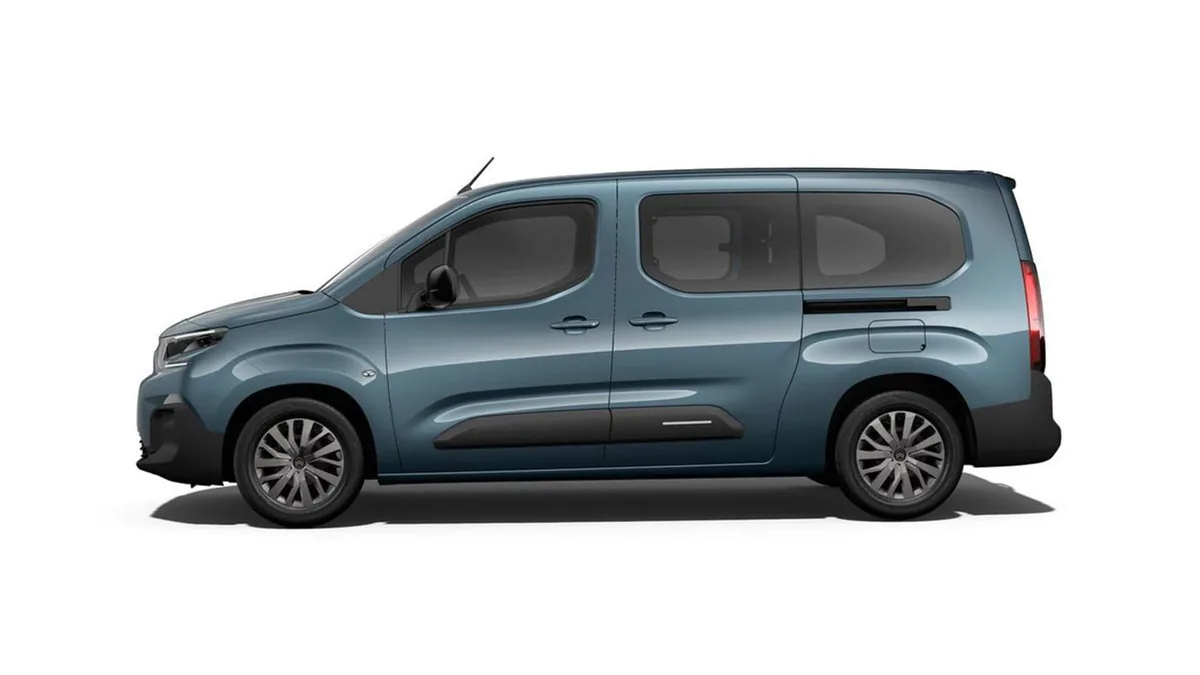 Citroën Berlingo Talla XL BlueHDi 100 YOU L2 N1 Adaptado en renting a Barcelona — Interior