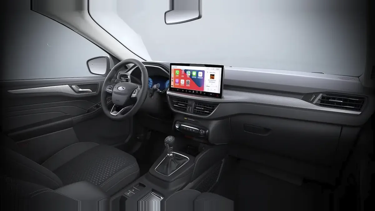 Ford Kuga Titanium 1.5 Ecoboost 150CV II en renting a Barcelona — Interior
