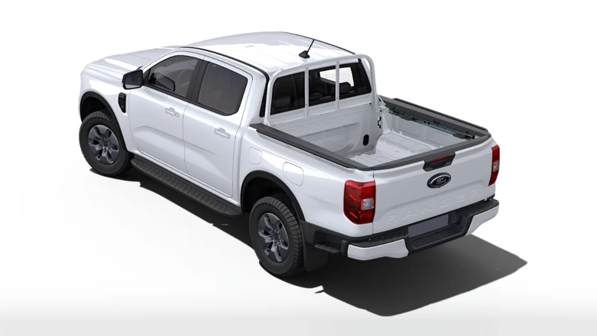 Ford Ranger XLT Doble Cabina 2.3 TVCT PHEV 280CV Automática II en renting a Barcelona — Darrere