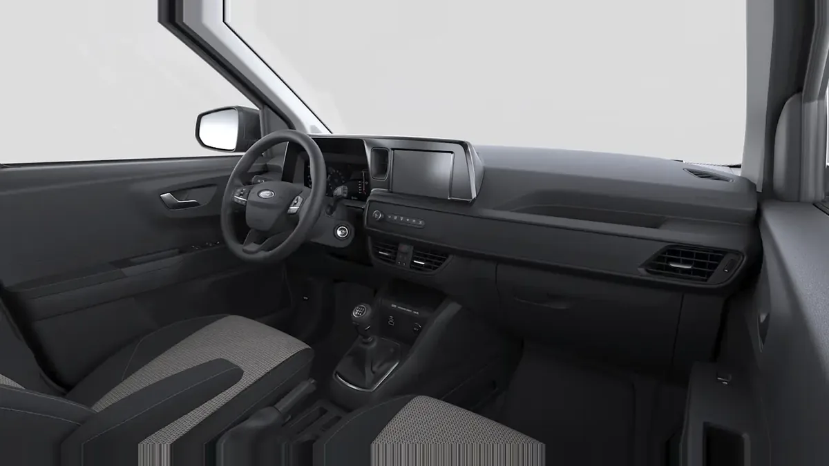 Ford Tourneo Courier Trend 1.0 Ecoboost 125CV M1 II en renting a Barcelona — Interior