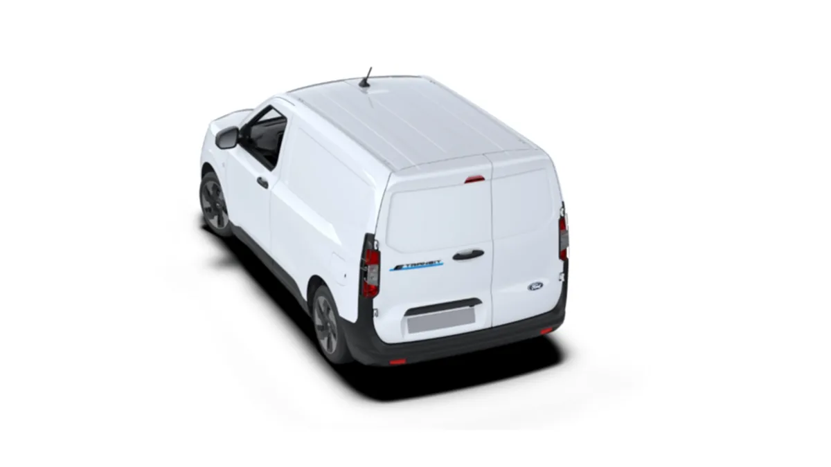 Ford Transit Courier Van Trend BEV 136cv Automática II en renting a Barcelona — Darrere