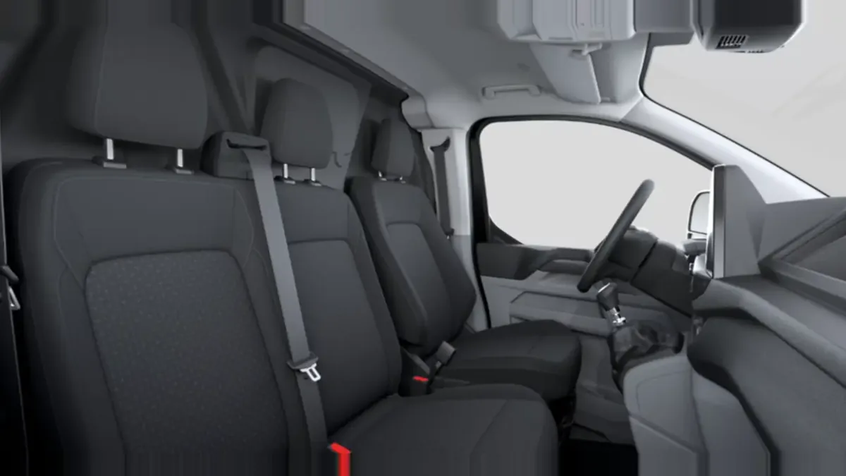 Ford Transit Custom N1 VAN FT280 L1 Trend 2.0 EcoBlue 100kW - ISOTERMO en renting a Barcelona — Interior