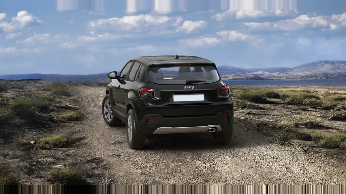 Jeep AVENGER E-HYBRID ALTITUDE en renting a Barcelona — vista 7