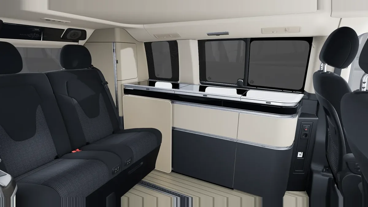 Mercedes-Benz Clase V Marco Polo 300d en renting a Barcelona — vista 6