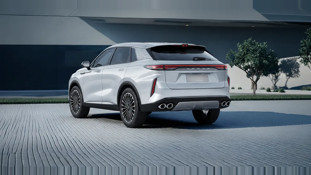 Omoda 9 SHS Premium 1.5 TGDI 3DHT 395kW (537CV) AWD en renting a Barcelona — Darrere
