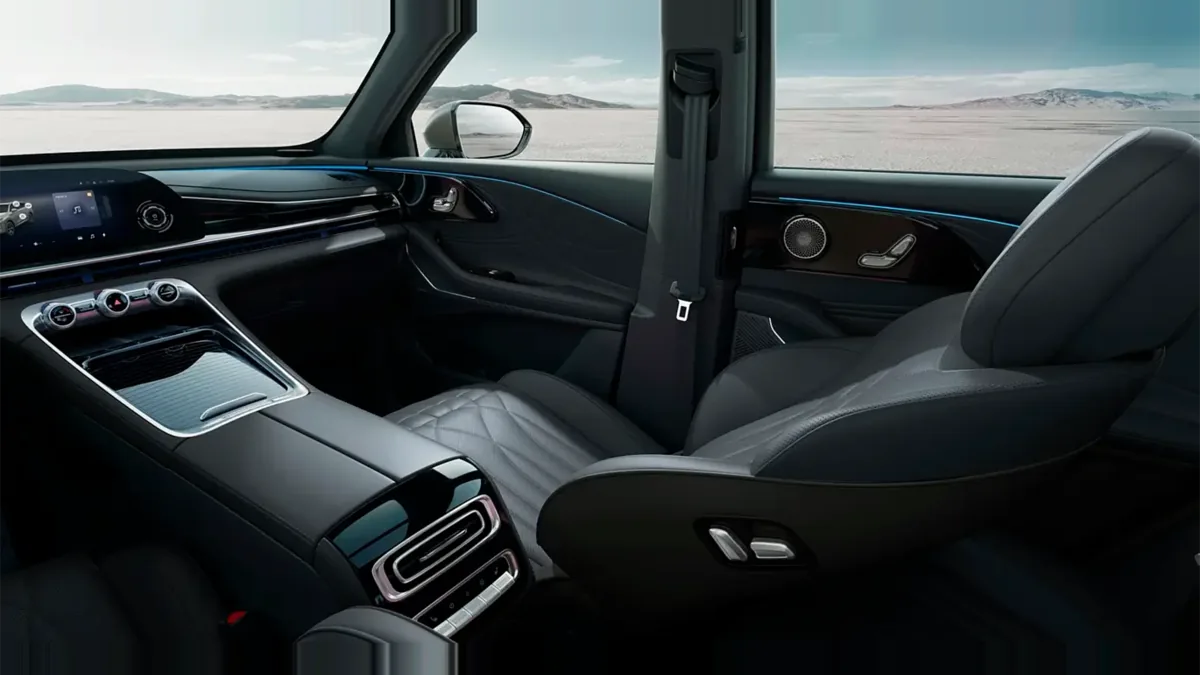 Omoda 9 SHS Premium 1.5 TGDI 3DHT 395kW (537CV) AWD en renting a Barcelona — Interior