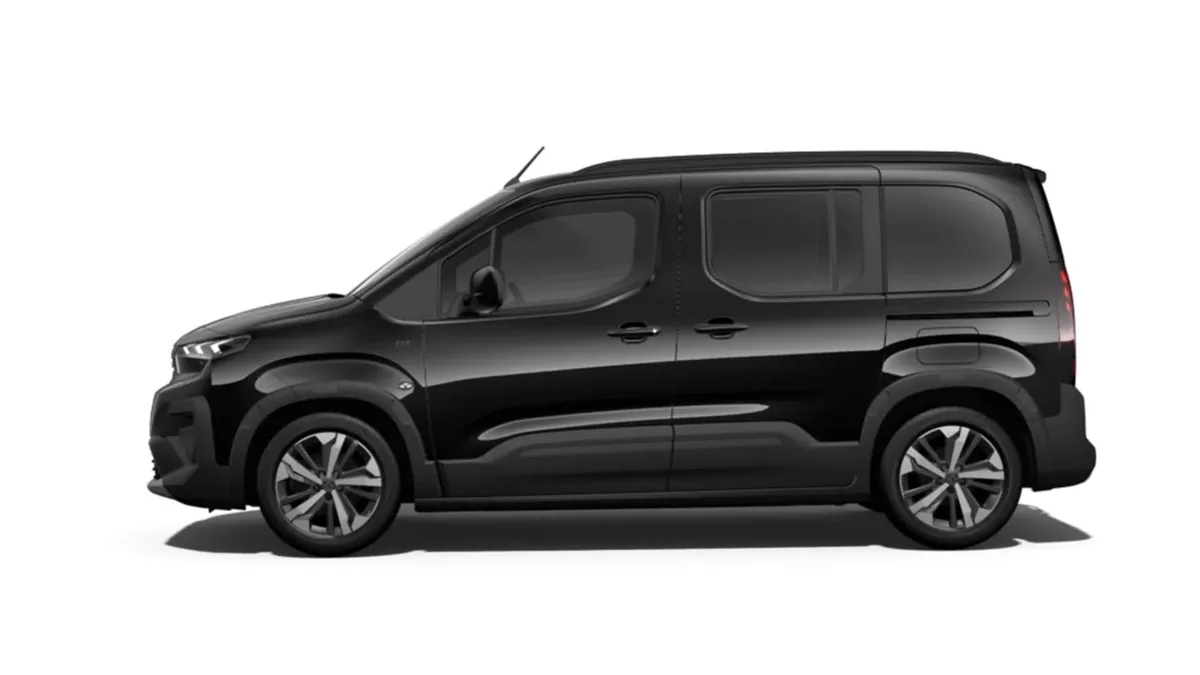 Peugeot Rifter 5P GT BlueHDi 130 EAT8 Standard en renting a Barcelona — Lateral