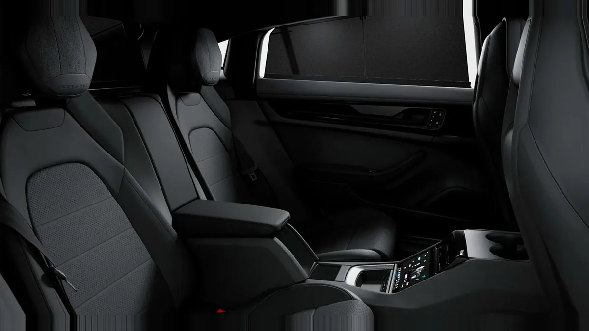 Porsche Panamera 4 E-Hybrid Executive en renting a Barcelona — vista 6