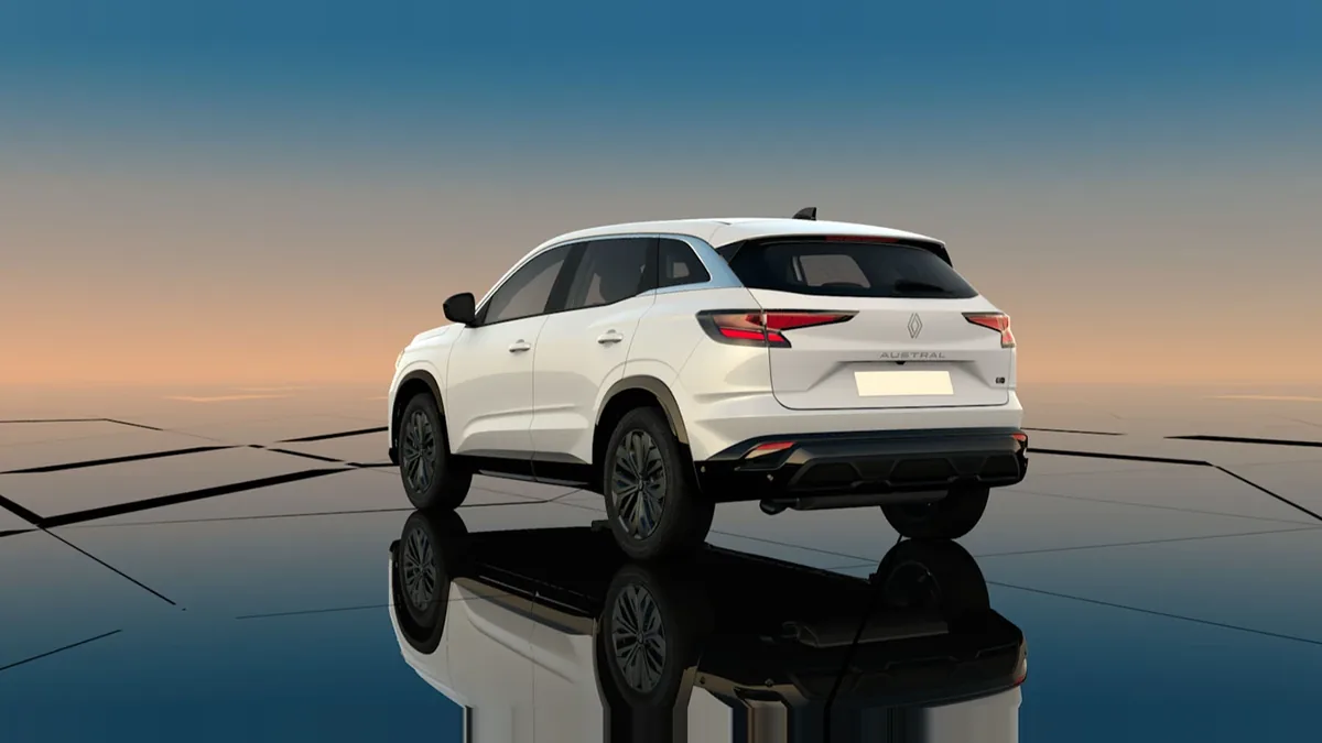 Renault Austral E-Tech Full Hybrid Evolution 147kW en renting a Barcelona — Darrere