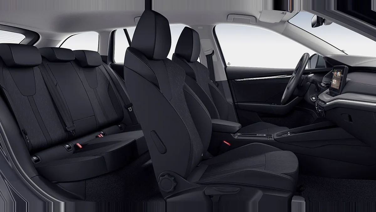 Škoda Octavia Combi Selection 2.0 TDI 150CV DSG 7vel en renting a Barcelona — Interior