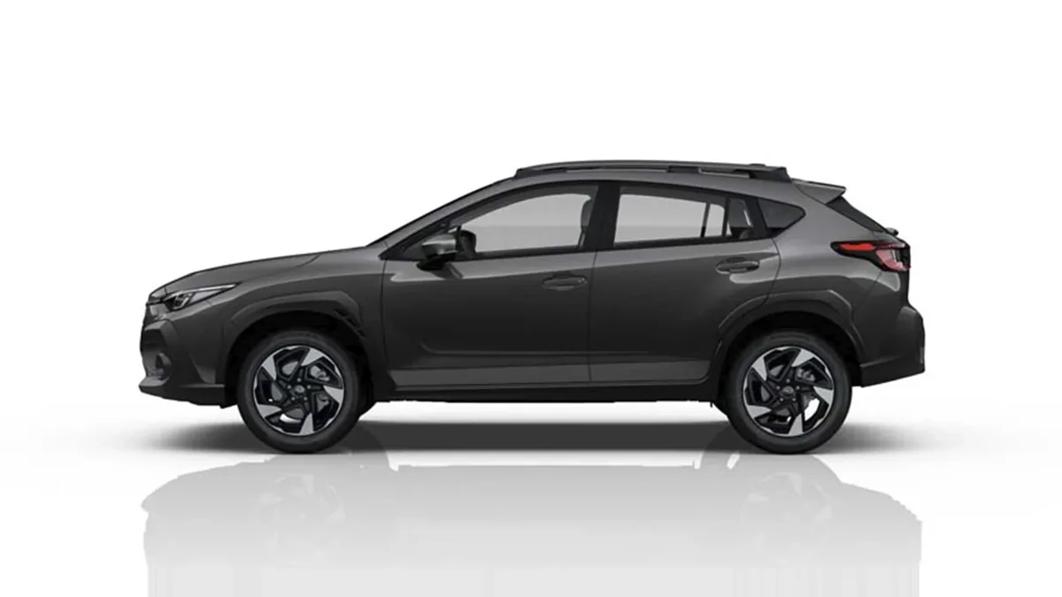 Subaru Crosstrek 2.0i Hybrid Field CVT en renting a Barcelona — Interior