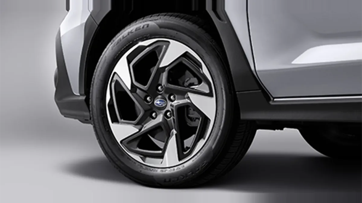 Subaru Crosstrek 2.0i Hybrid Field CVT en renting a Barcelona — vista 9