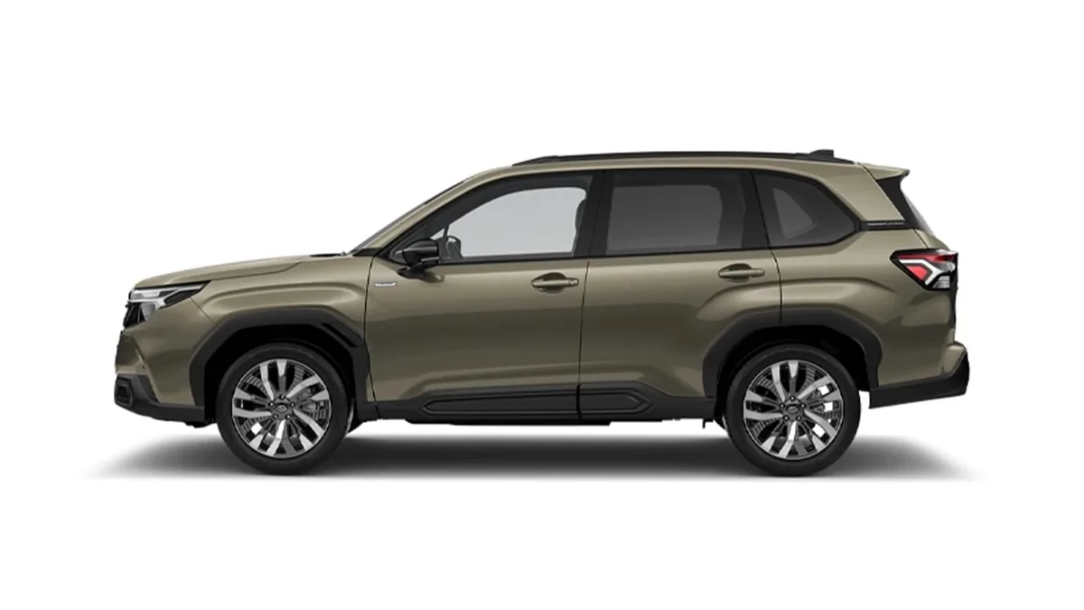 Subaru Forester 2.0i Hybrid Field CVT en renting a Barcelona — Interior