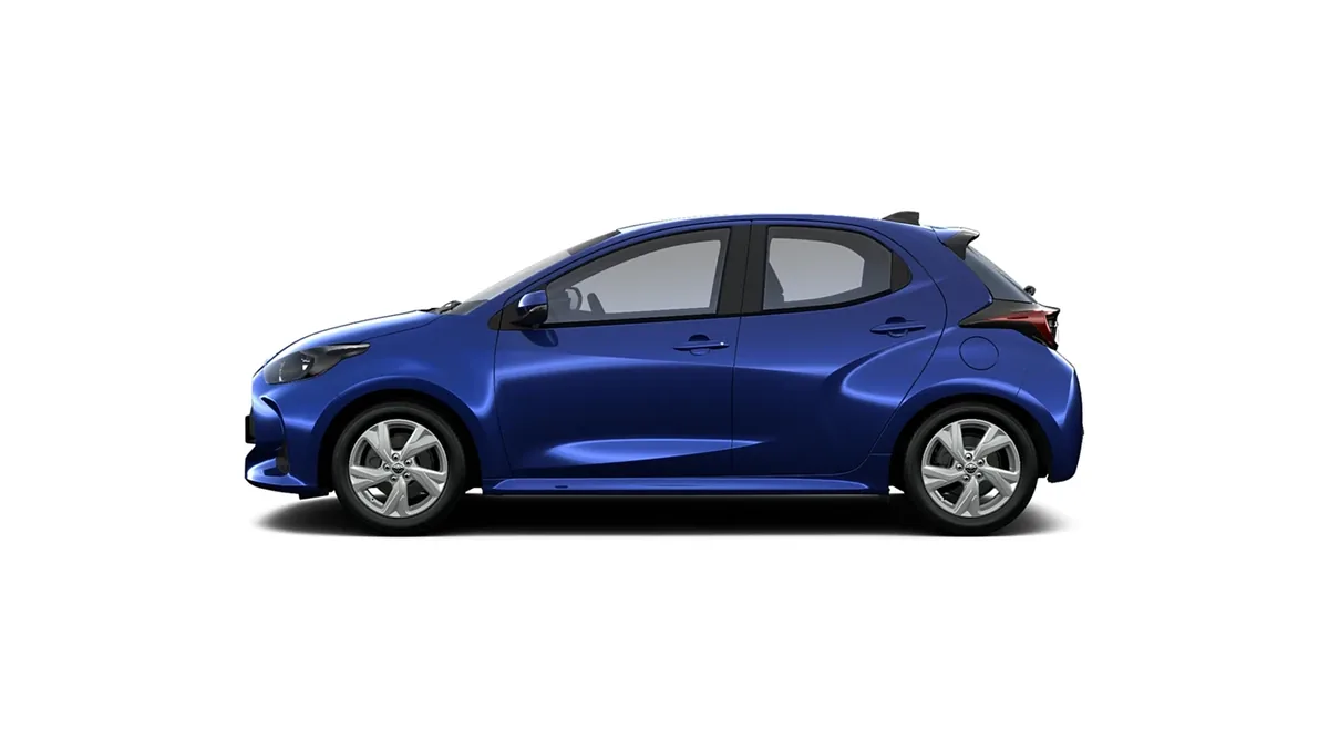 Toyota Yaris 120H 116CV Active en renting a Barcelona — Darrere