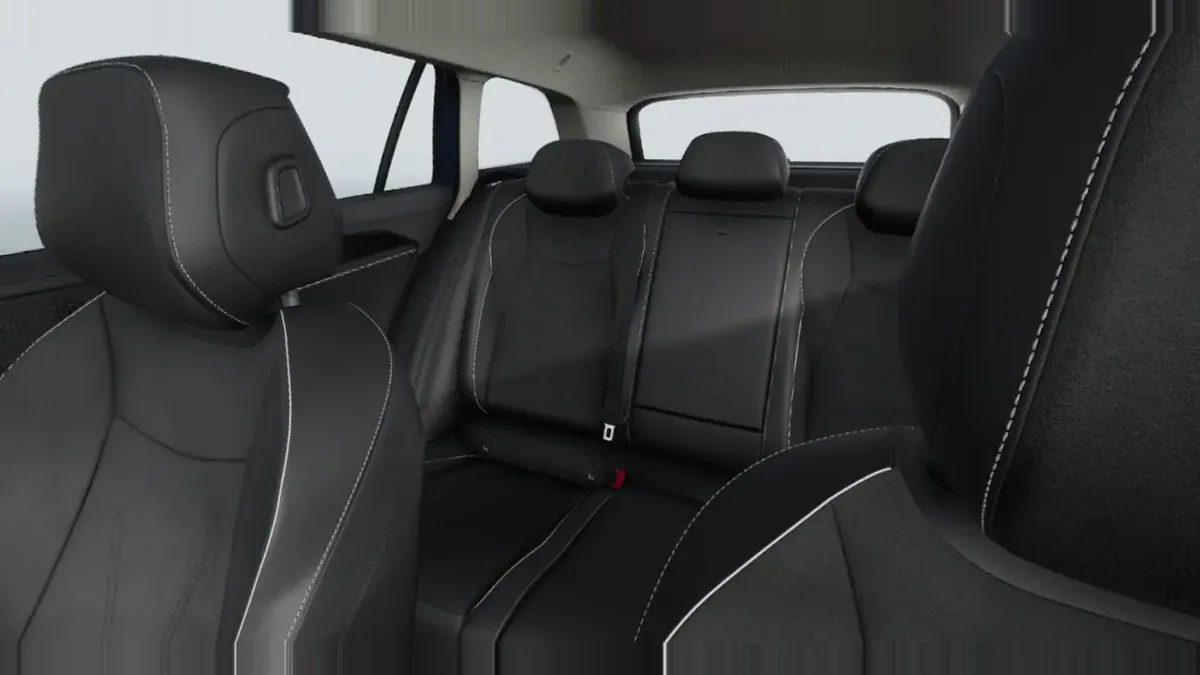 Volkswagen Passat Business 2.0 TDI 90kW DSG en renting a Barcelona — vista 7