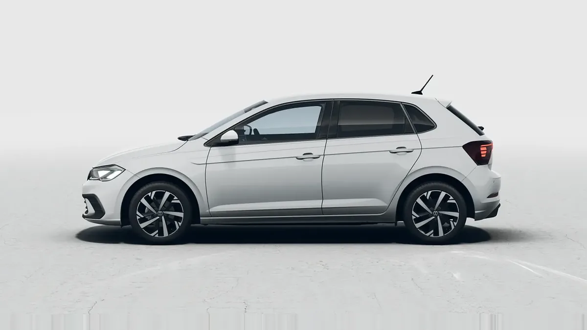 Volkswagen Polo Más 1.0 TSI 70kW (95CV) DSG en renting a Barcelona — Darrere