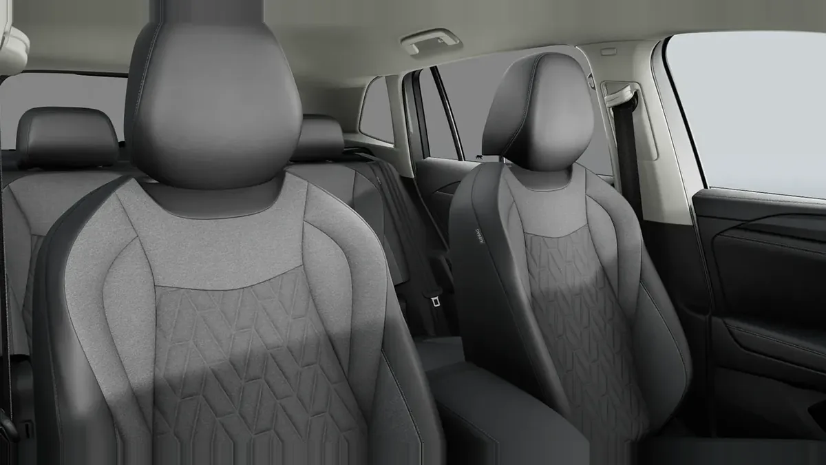 Volkswagen Tiguan "Más" 2.0 TDI DSG en renting a Barcelona — vista 8